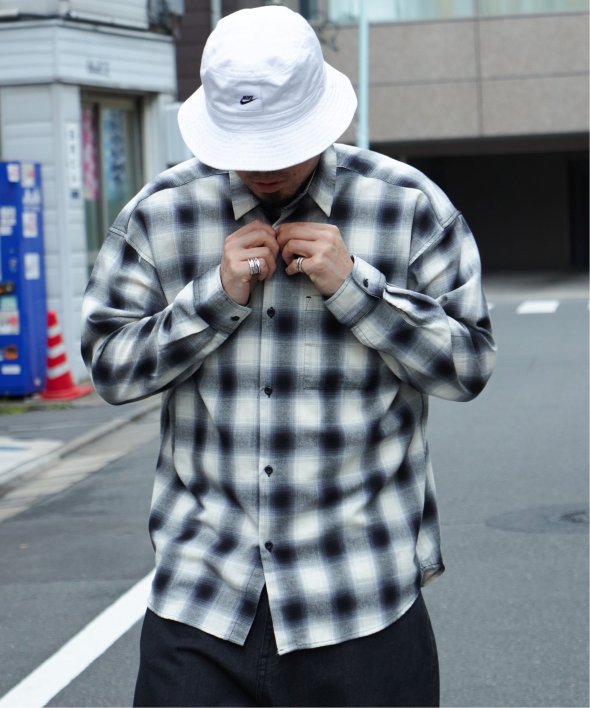 オンブレチェックルーズシャツ